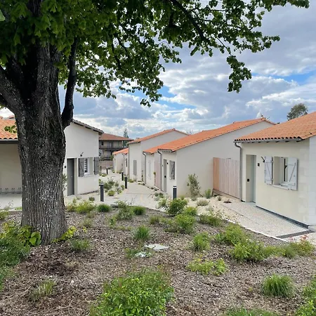 Residence Grand Tilleul Jonzac Exterior photo